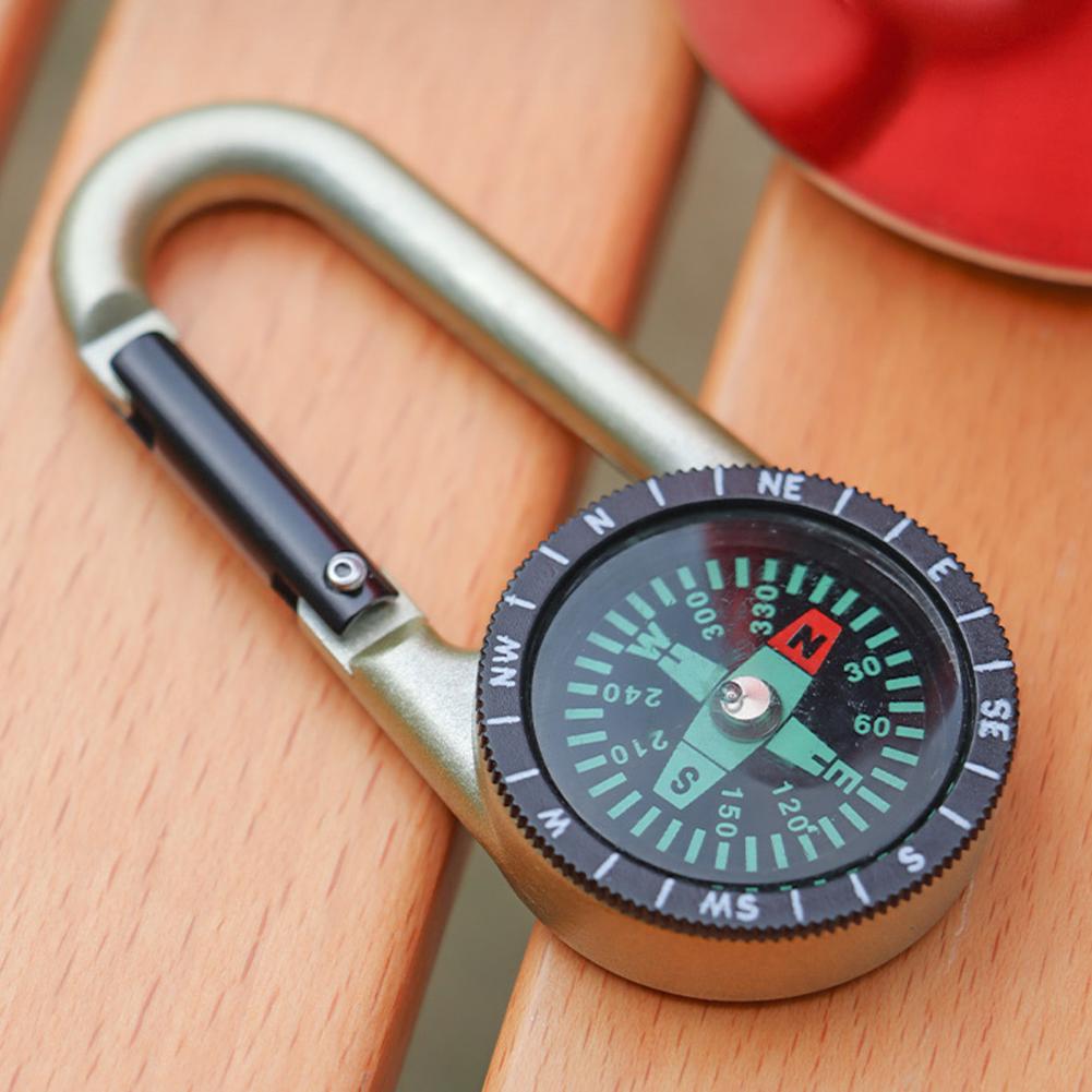 بوصلة صغيرة للبقاء على قيد الح - مراجعة Compass Keychain Mini وسعره