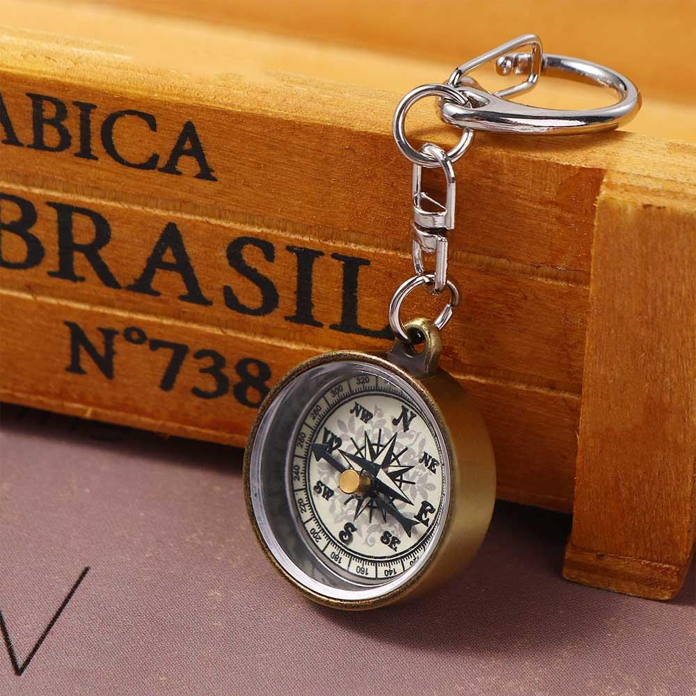 بوصلة جيب صغيرة محمولة من سبائ - مراجعة Compass Keychain Mini وسعره